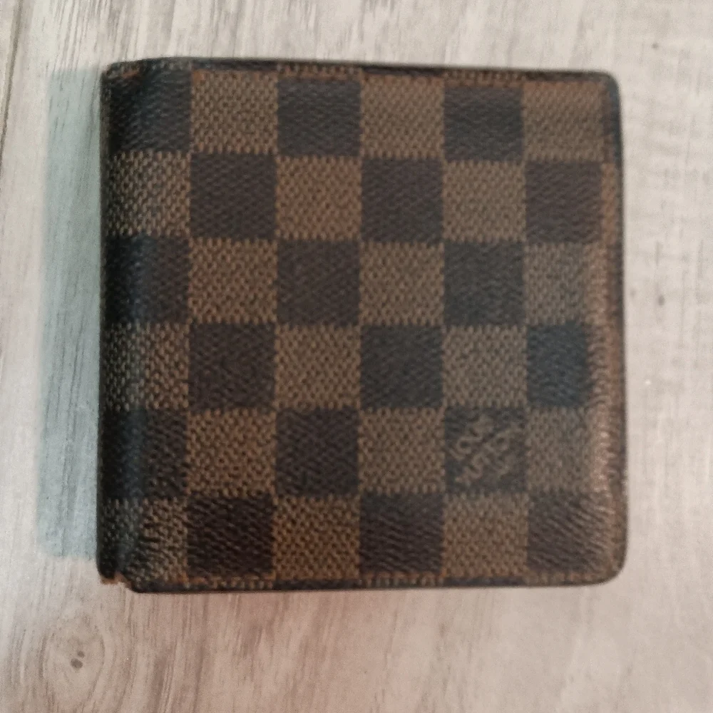 Authentic LOUIS VUITTON Damier Porte Monnaie Wallet Brown